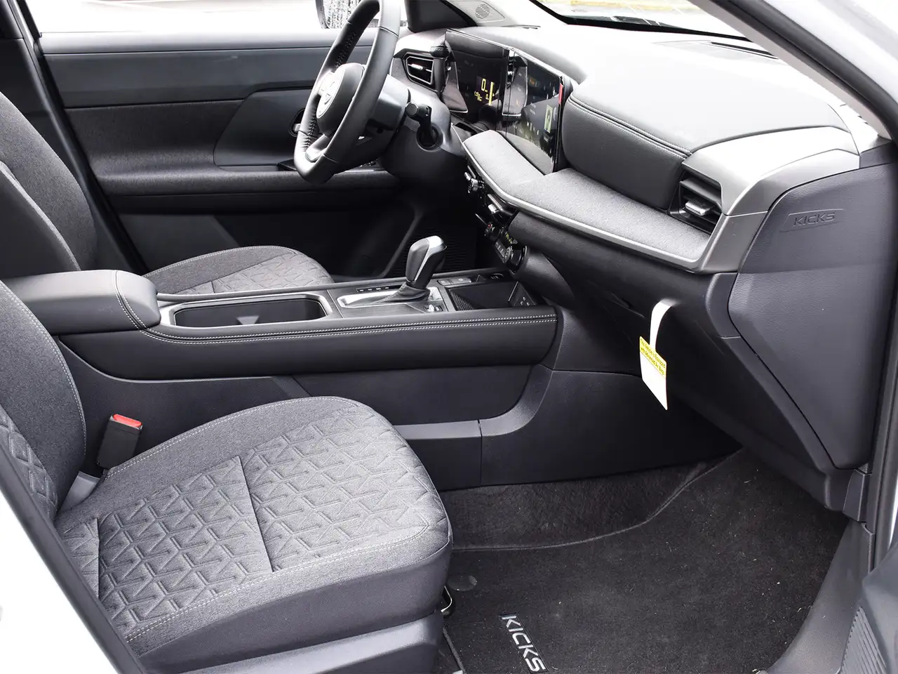 Nissan Kicks снимка Nissan Kicks