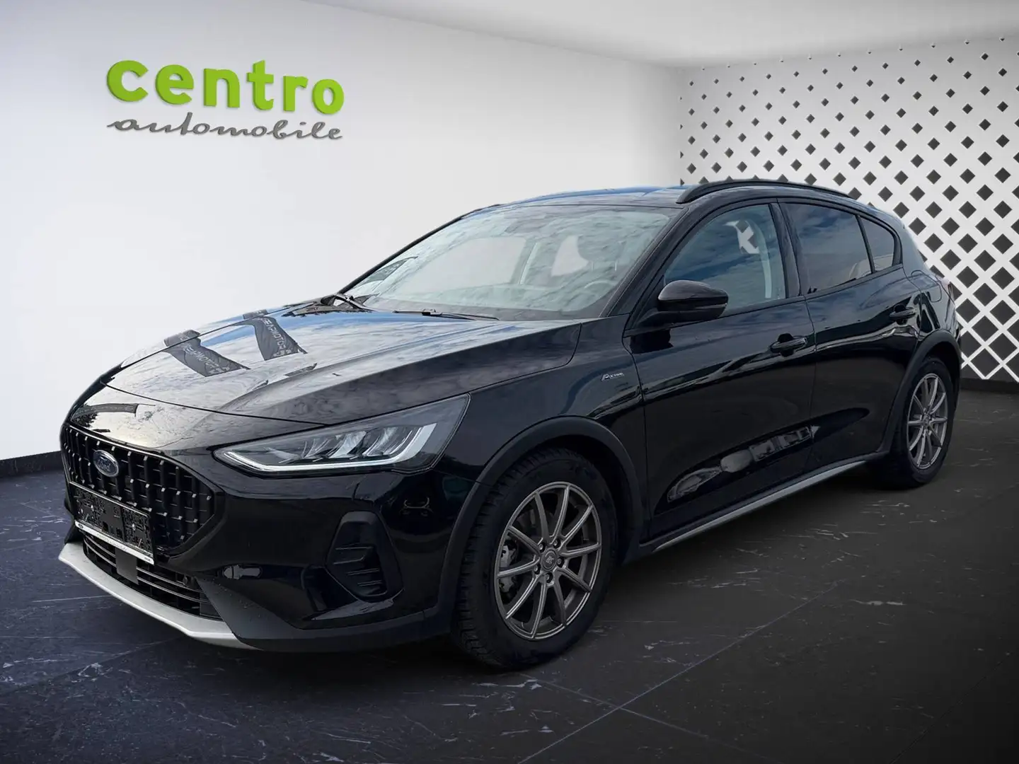 Ford Focus Active Schwarz - 2
