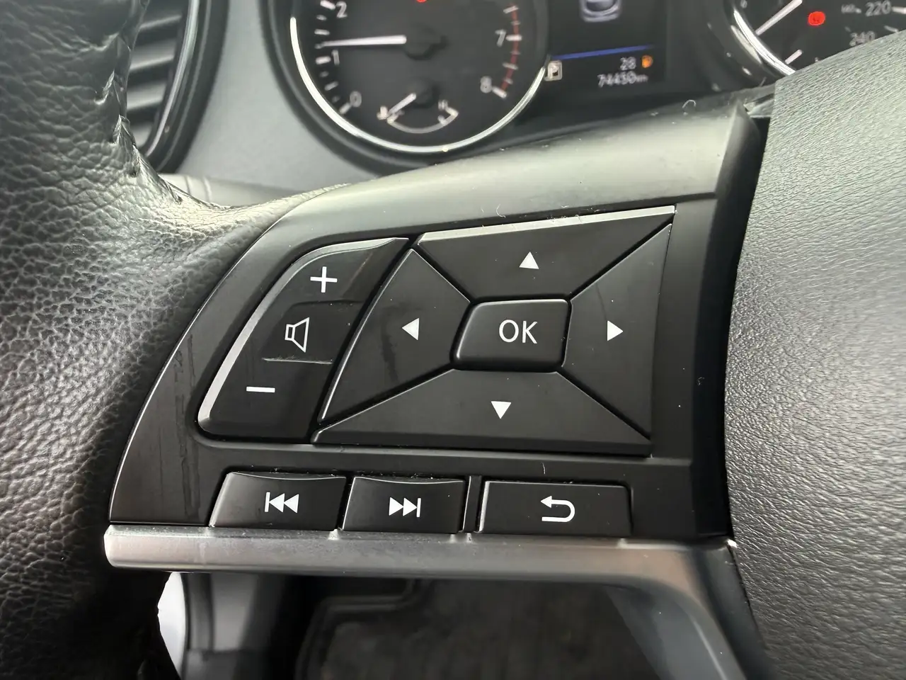 Nissan Qashqai снимка Nissan Qashqai