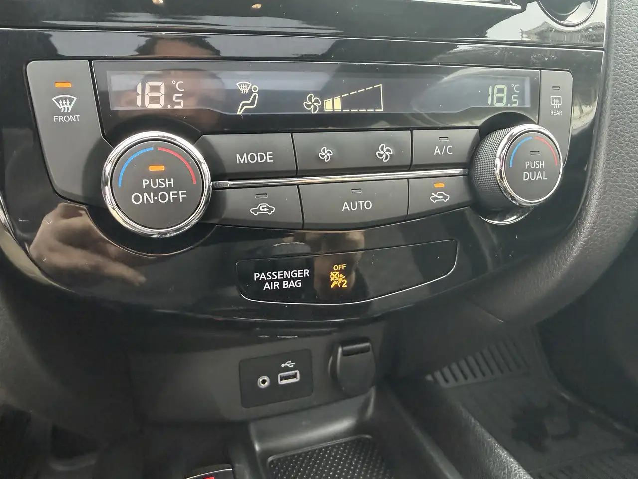Nissan Qashqai снимка Nissan Qashqai