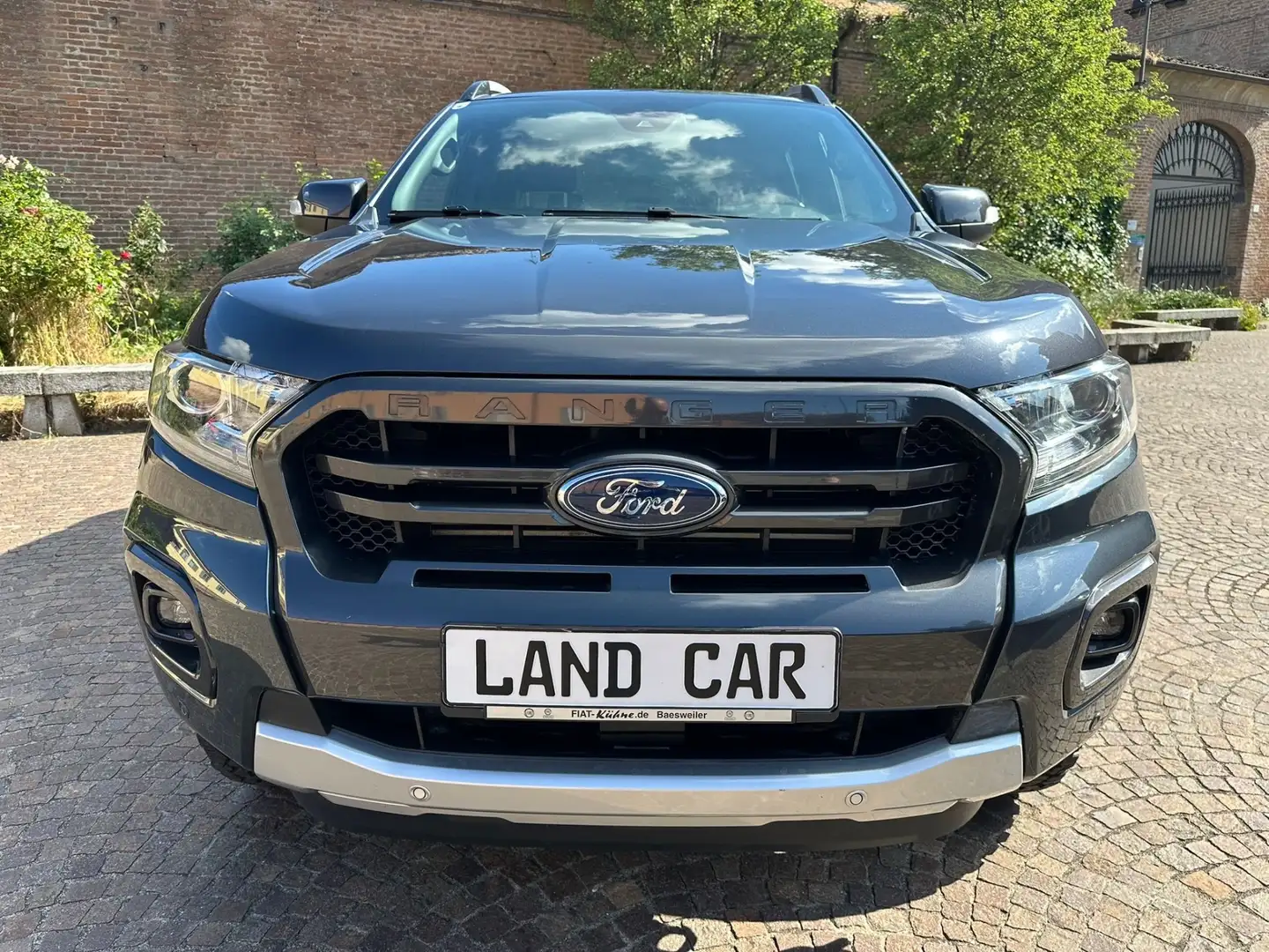 Ford Ranger 2.0 TDCi 213CV DC Wildtrak 5 posti Grijs - 2