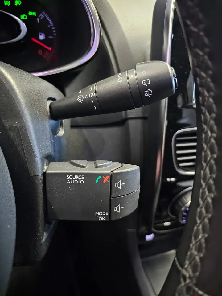 Renault Clio Clio Grandtour — photo 20