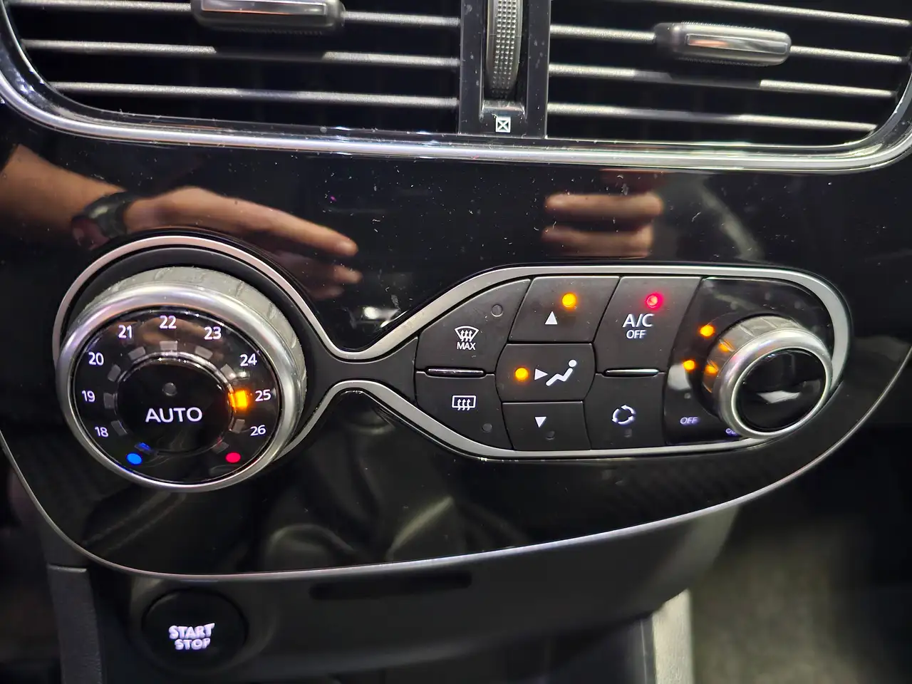 Renault Clio Clio Grandtour — photo 18