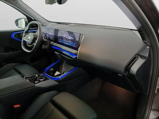 BMW X3 view 10