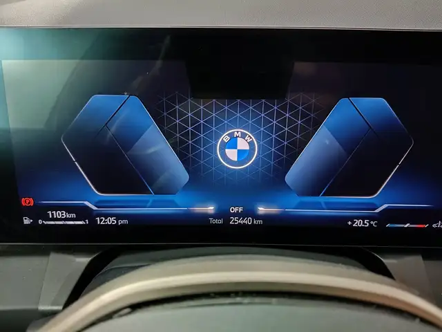 BMW X3 view 12