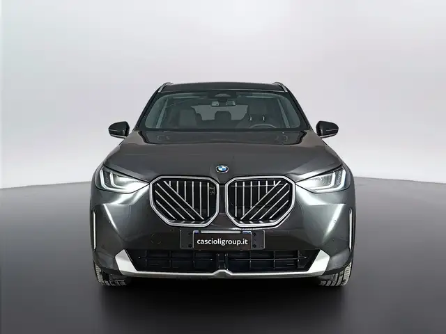 BMW X3 view 2