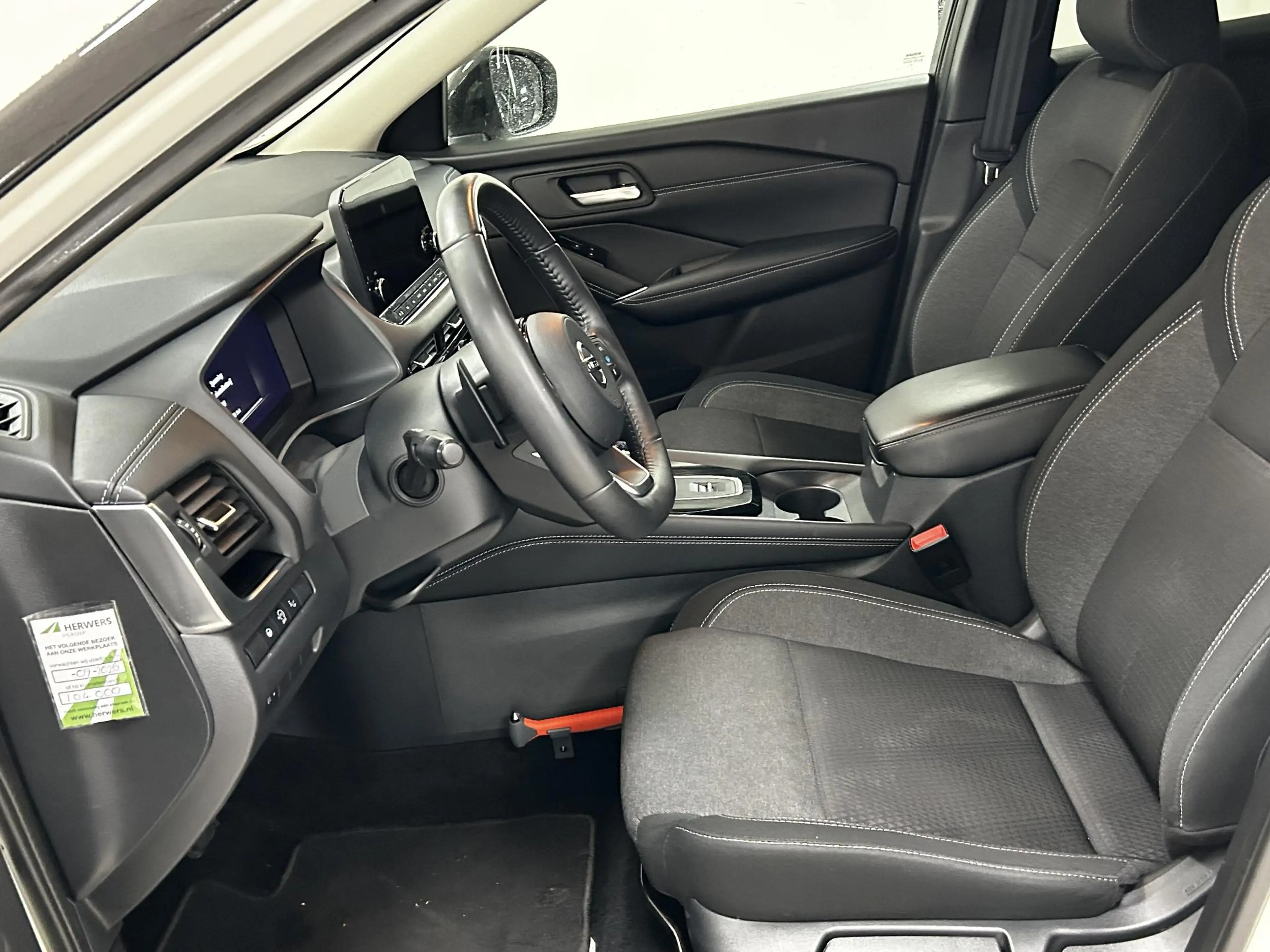 Nissan Qashqai 1.3 MHEV Xtronic Premiere Edition PANORAMADAK | NA — photo 7