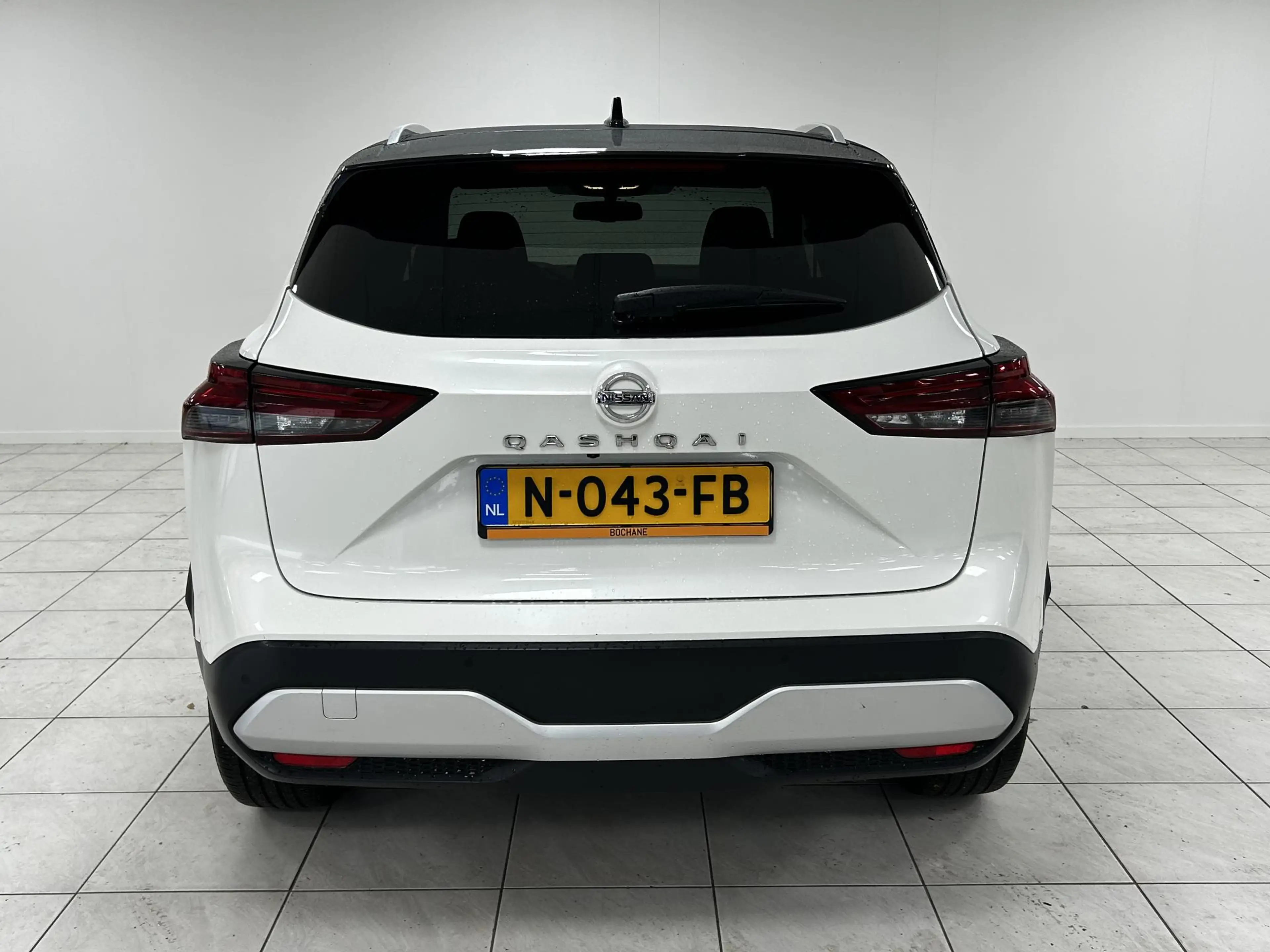 Nissan Qashqai 1.3 MHEV Xtronic Premiere Edition PANORAMADAK | NA — photo 18