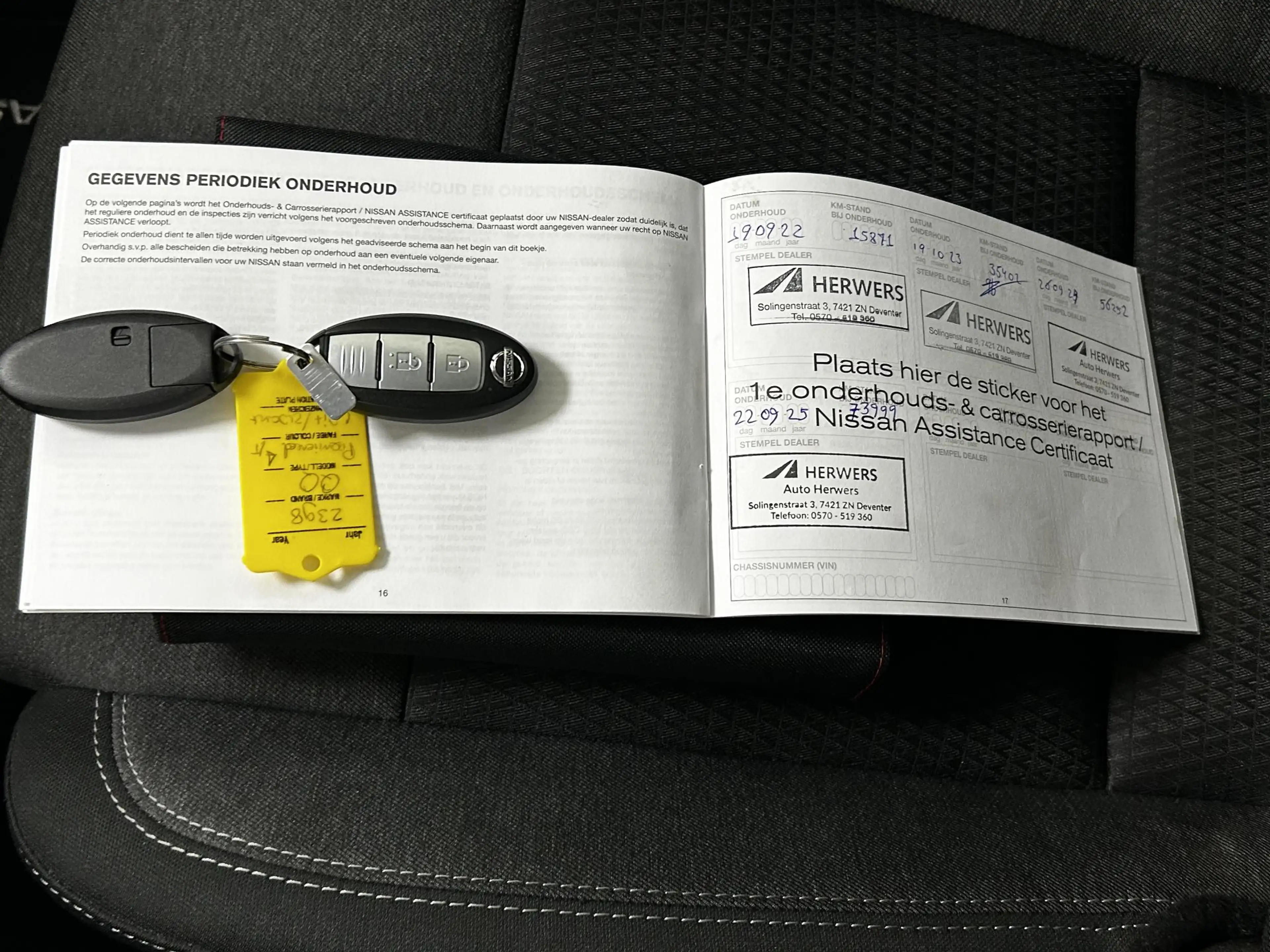 Nissan Qashqai 1.3 MHEV Xtronic Premiere Edition PANORAMADAK | NA — photo 14