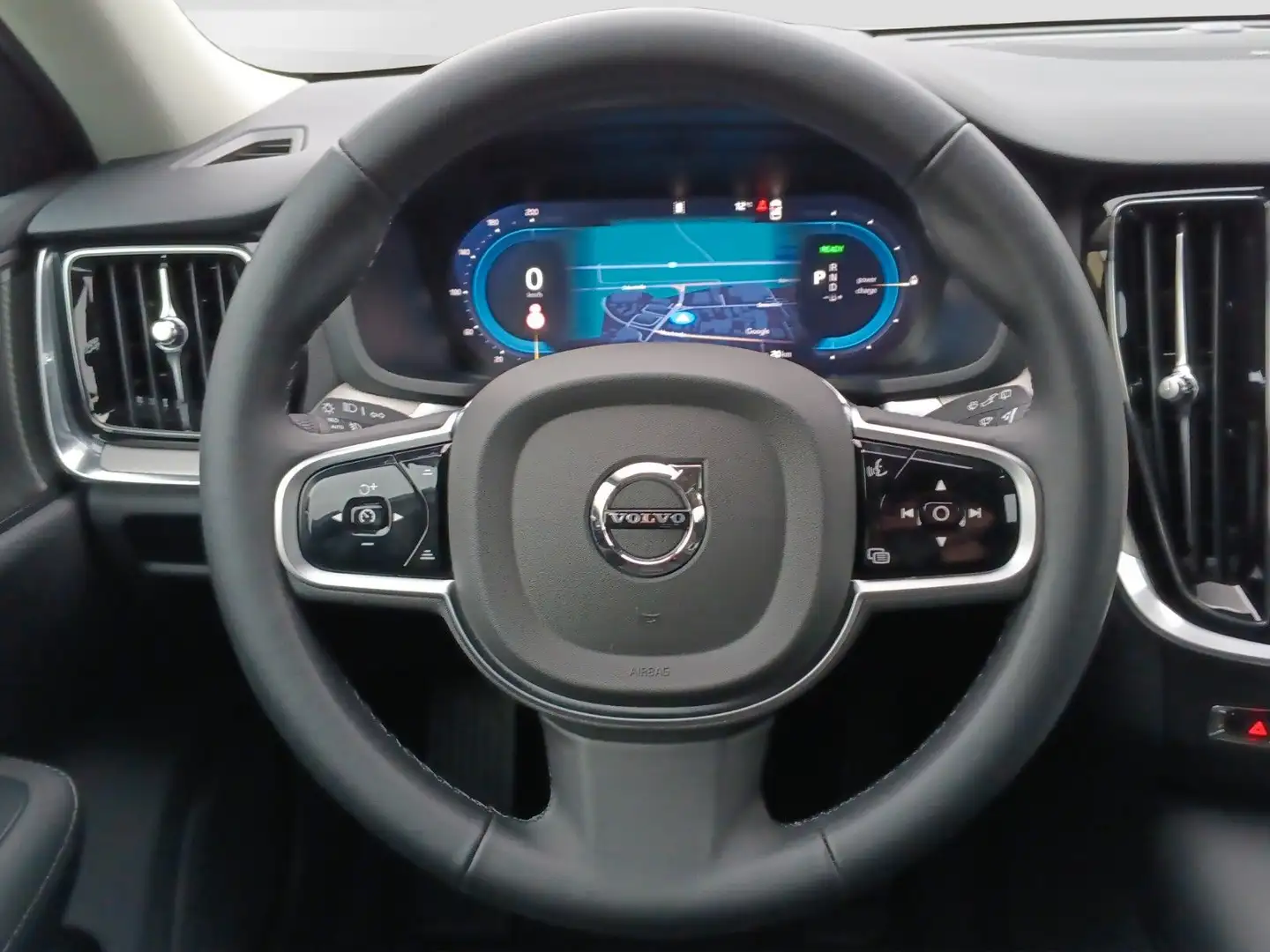 Volvo V60 T6 AWD Plus Bright Head-up/360°/BLIS/H&K Schwarz - 2