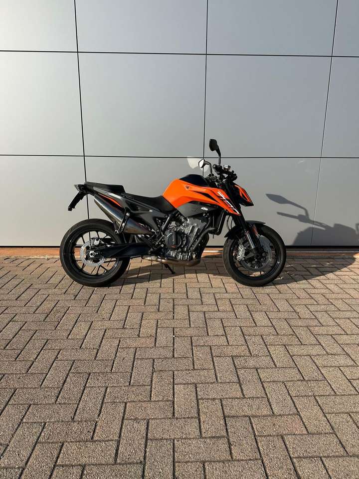 KTM 790 Duke