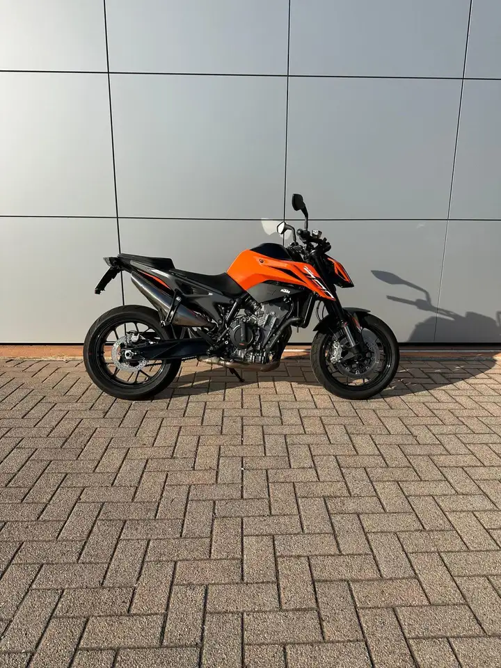 KTM 790 Duke