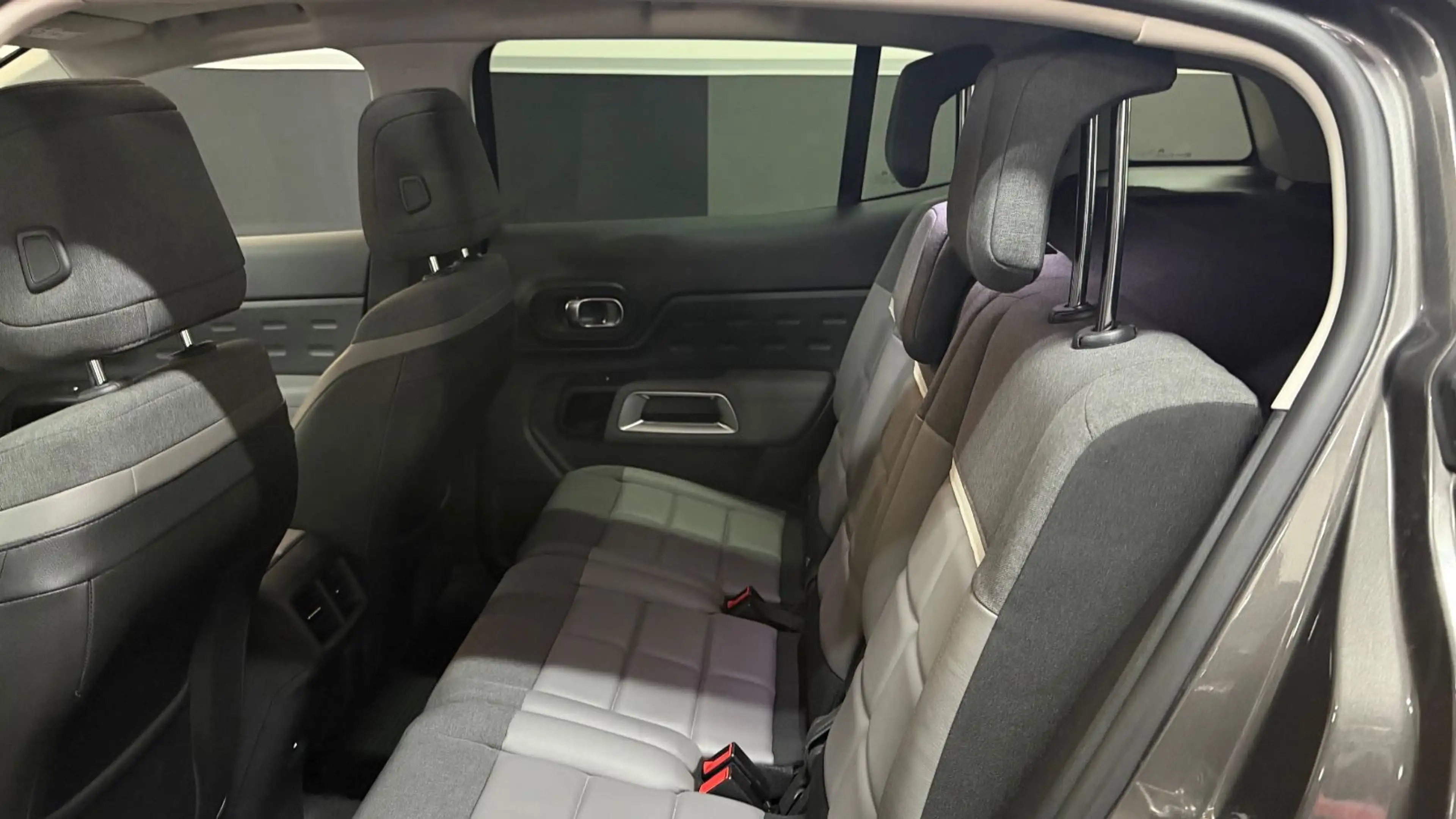 Citroen C5 Aircross Shine PANORAMA*KAMERA*360°*LED*CARPL — photo 32