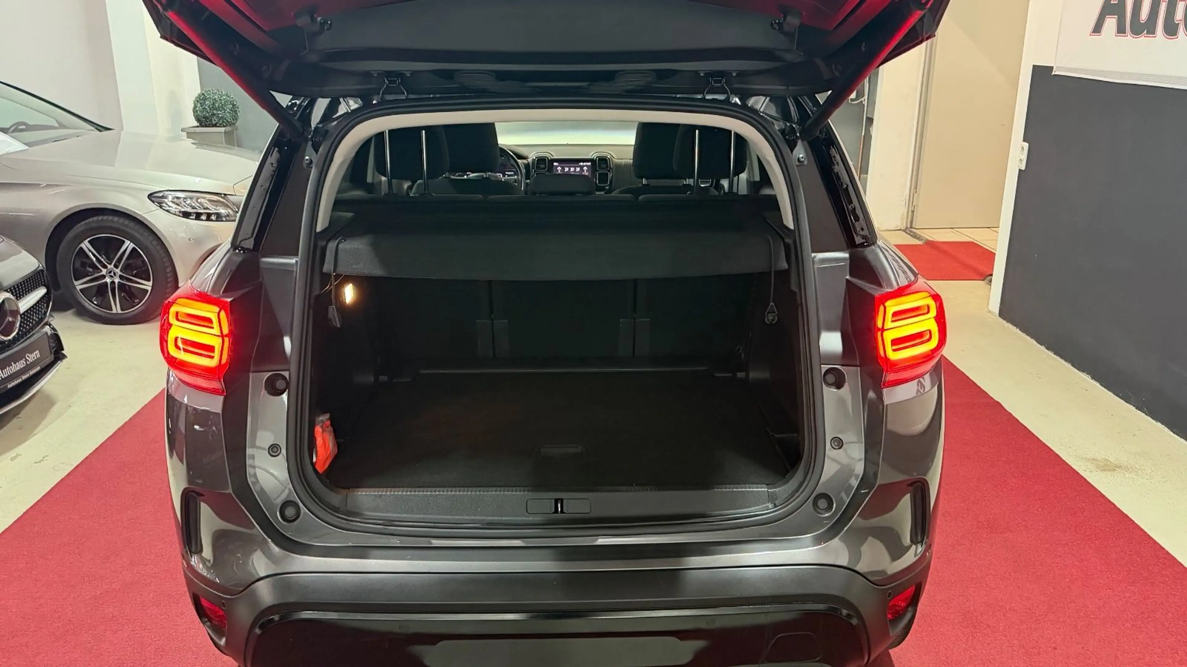 Citroen C5 Aircross Shine PANORAMA*KAMERA*360°*LED*CARPL — photo 39