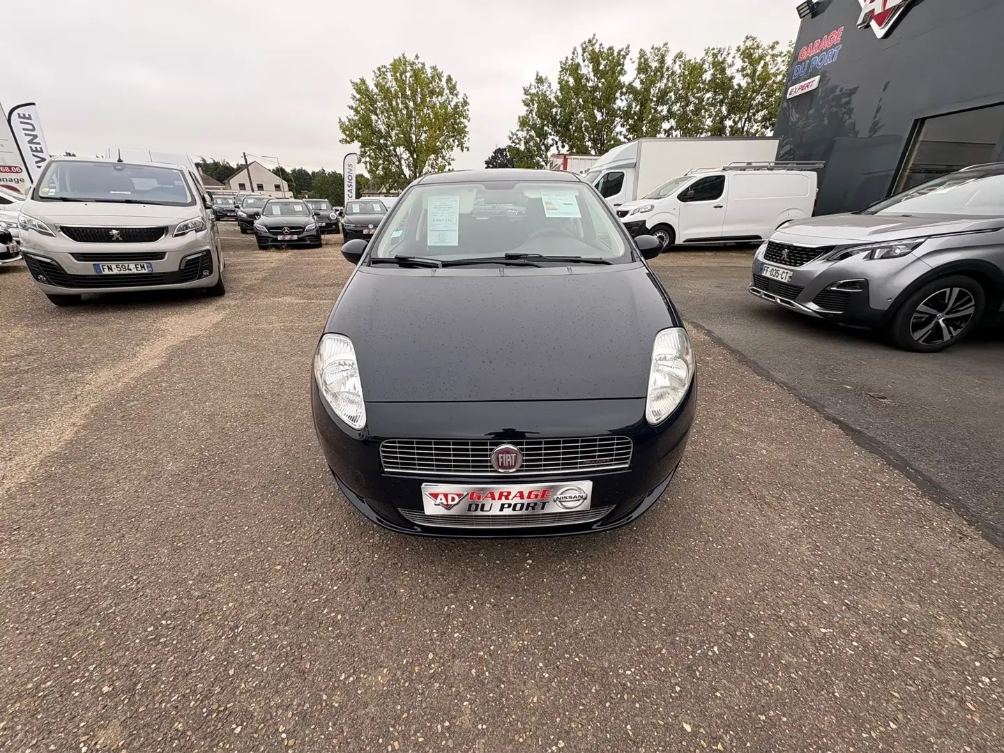 Fiat Grande Punto 1.3 MULTIJET 16V 75CH DYNAMIC 5P Bleu - 2