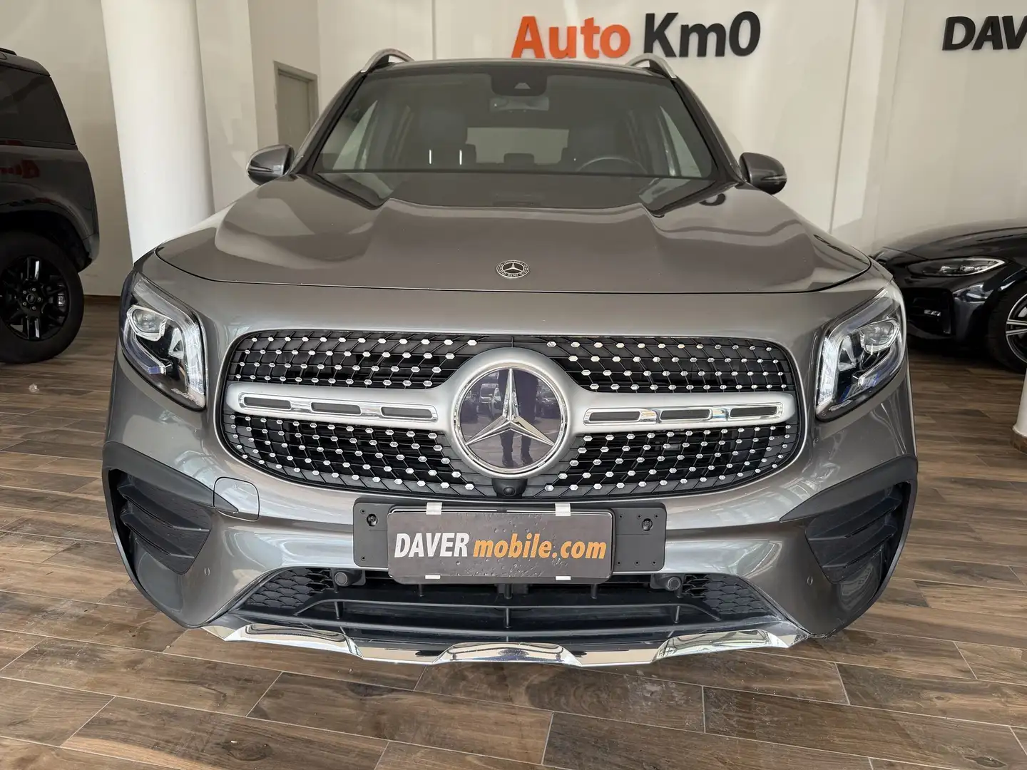 Mercedes-Benz GLB 200 GLB 200 d Automatic 4Matic Premium 7POSTI Grigio - 2
