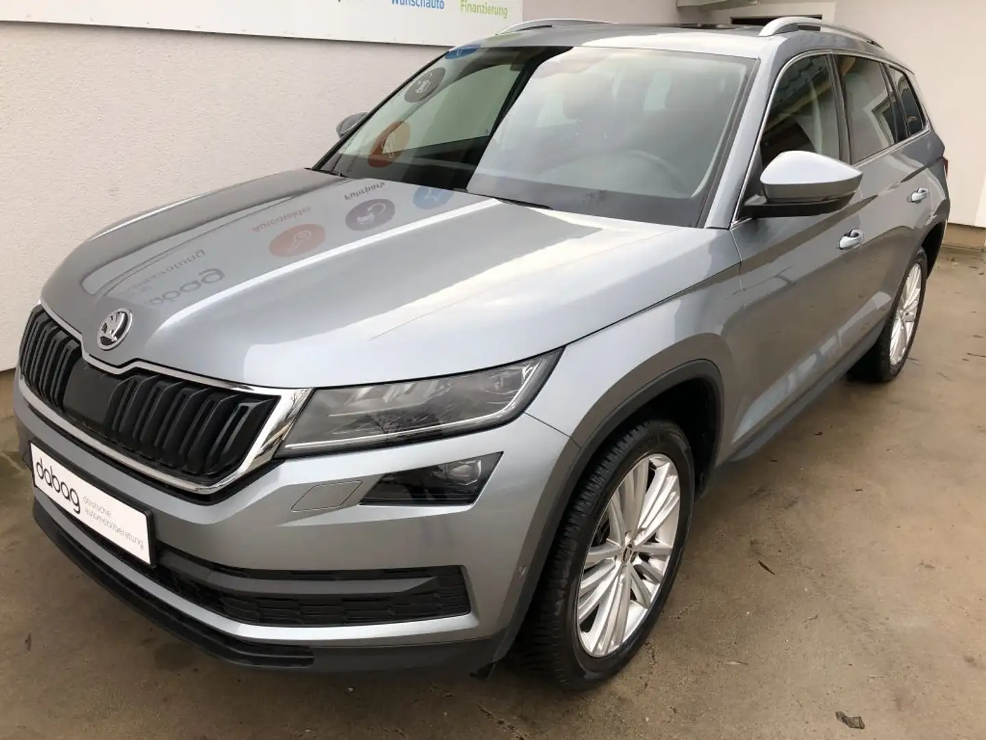Skoda Kodiaq 2.0 TDI 4x4 DSG Standhzg. Pano AHK Allw. 7Sitze Grau - 1