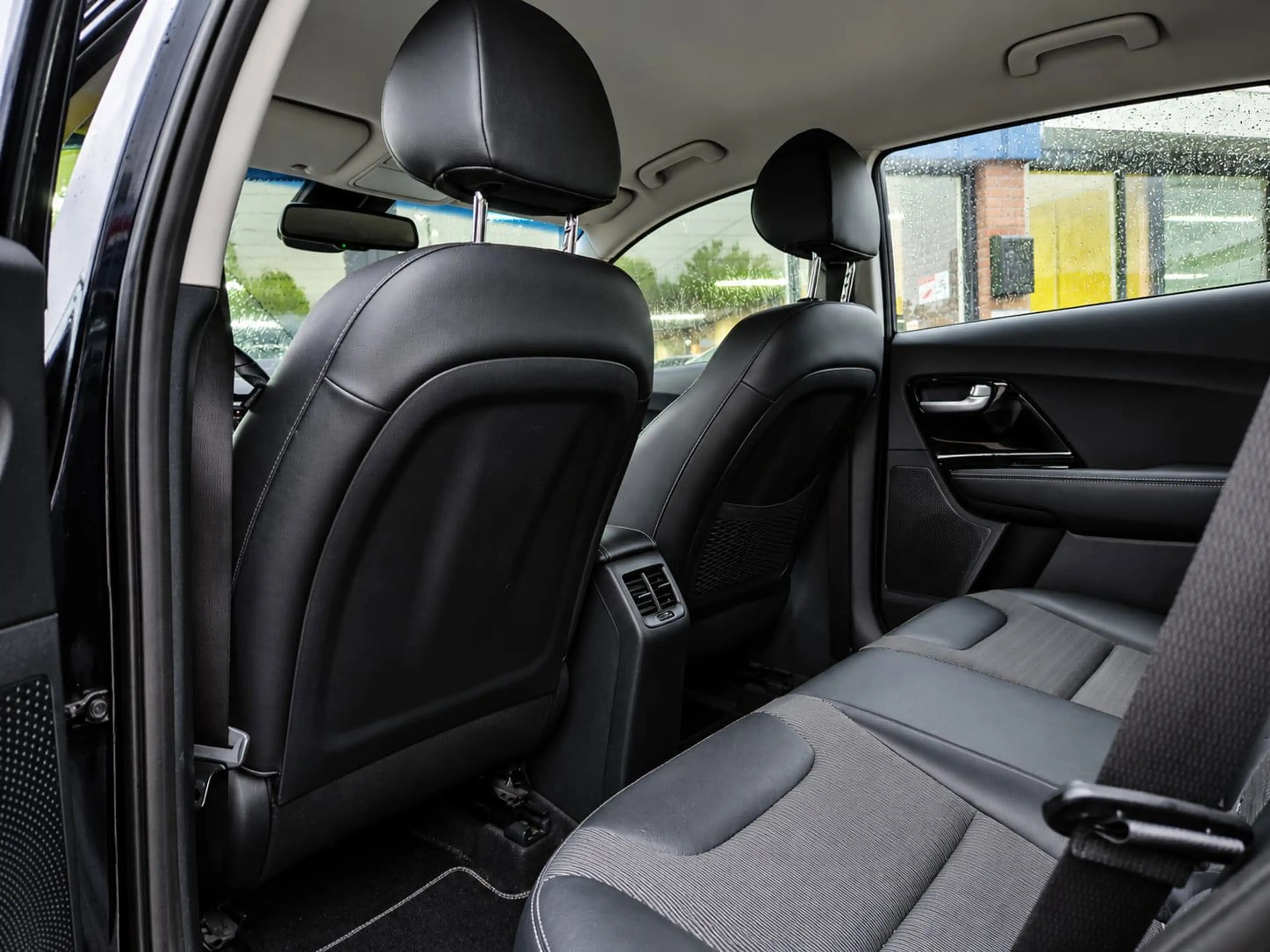 Kia Niro 1.6 GDi Hybrid DynamicLine Trekhaak Lane Ass Leder — photo 11