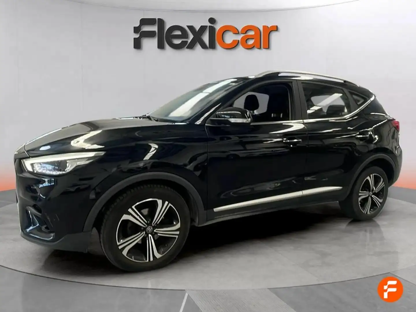 MG ZS 1.5 Comfort Negro - 2