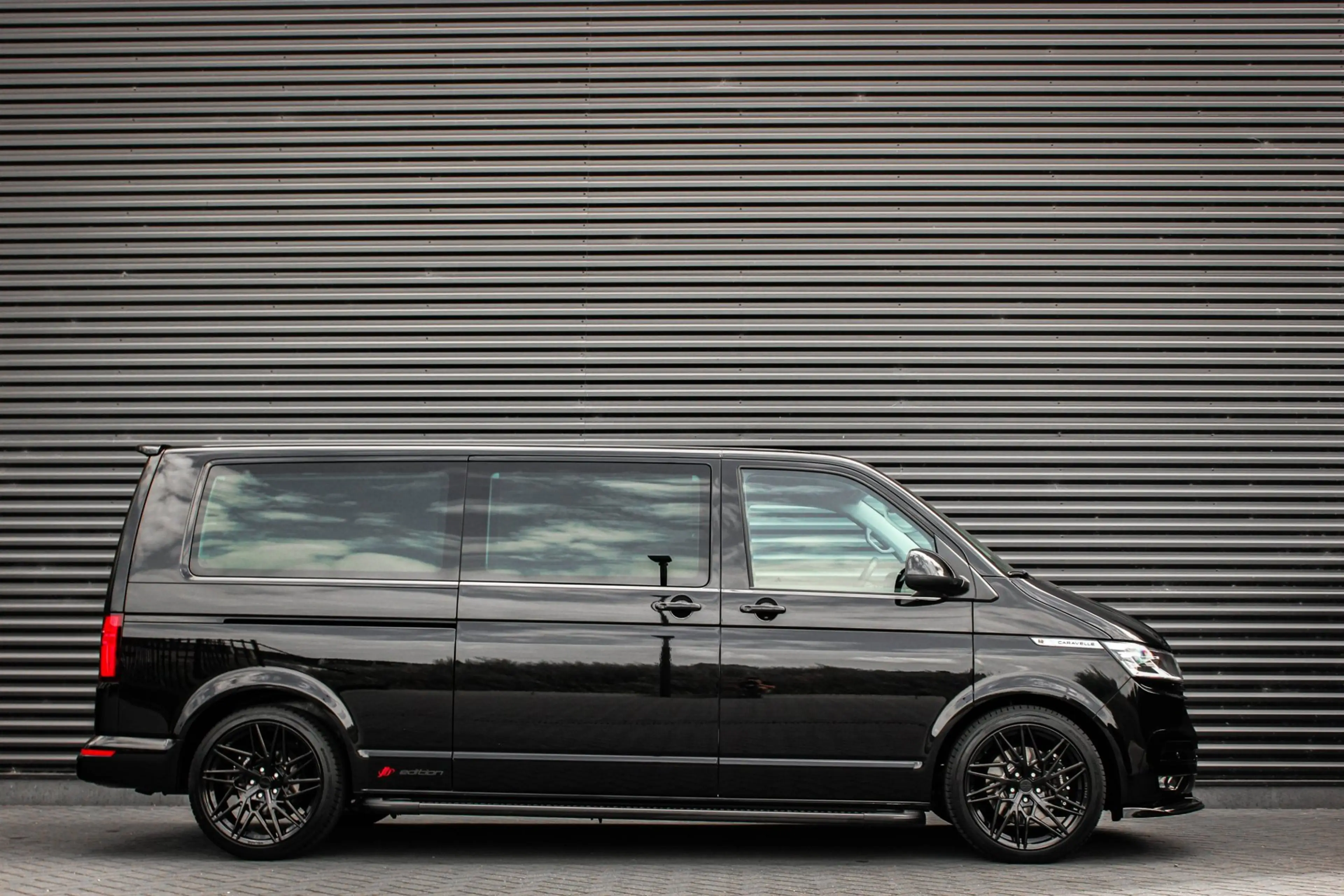 Volkswagen Transporter 2.0 TDI L2H1 CARAVELLE 204PK DC DUBBEL CABINE / EL — photo 6
