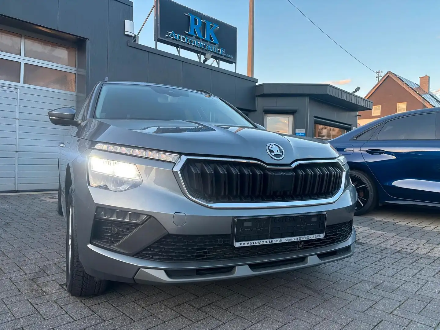 Skoda Kamiq Selection Grau - 1