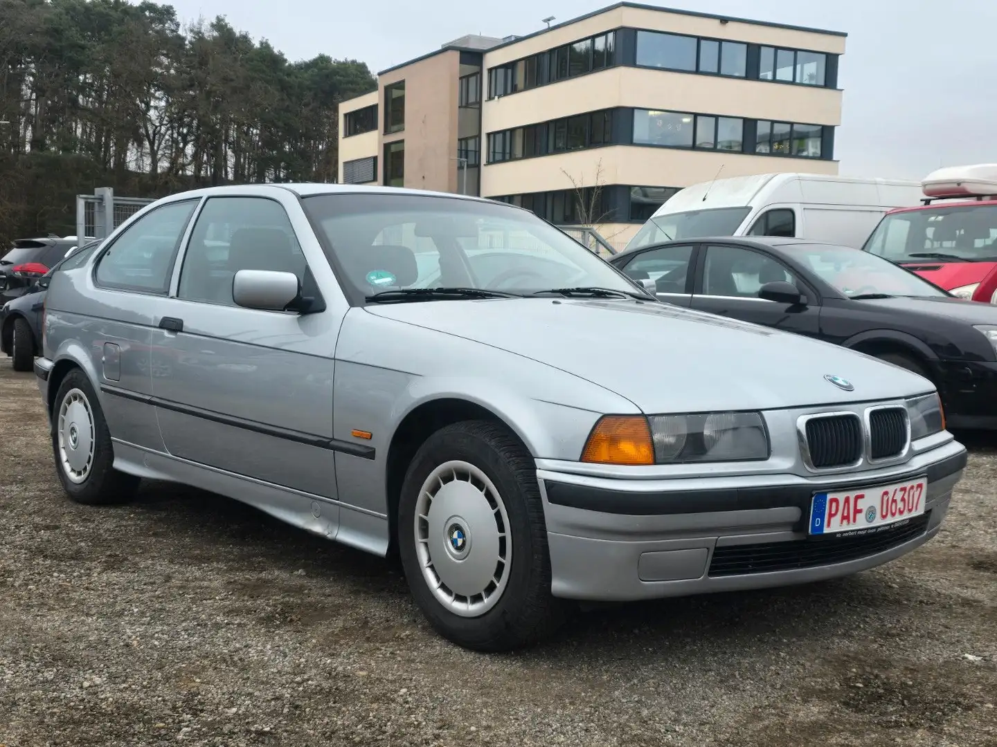 BMW 316 i Compact Comfort Edition - 1