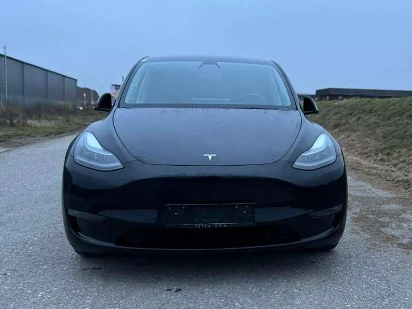 Tesla Model Y Model Y AWD 79kWh Performance Performance Schwarz - 2
