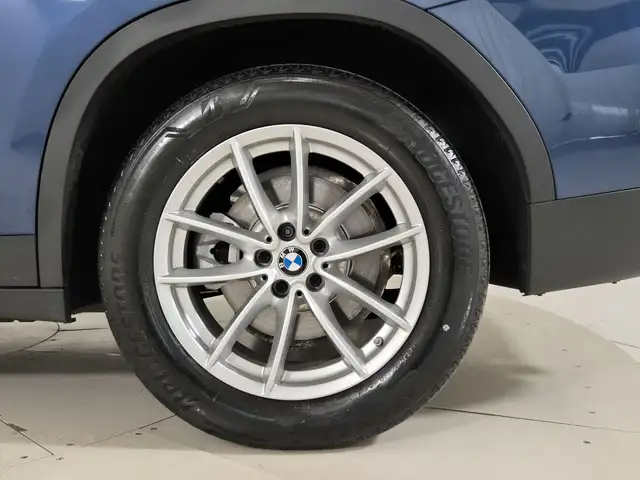 BMW X3 view 14