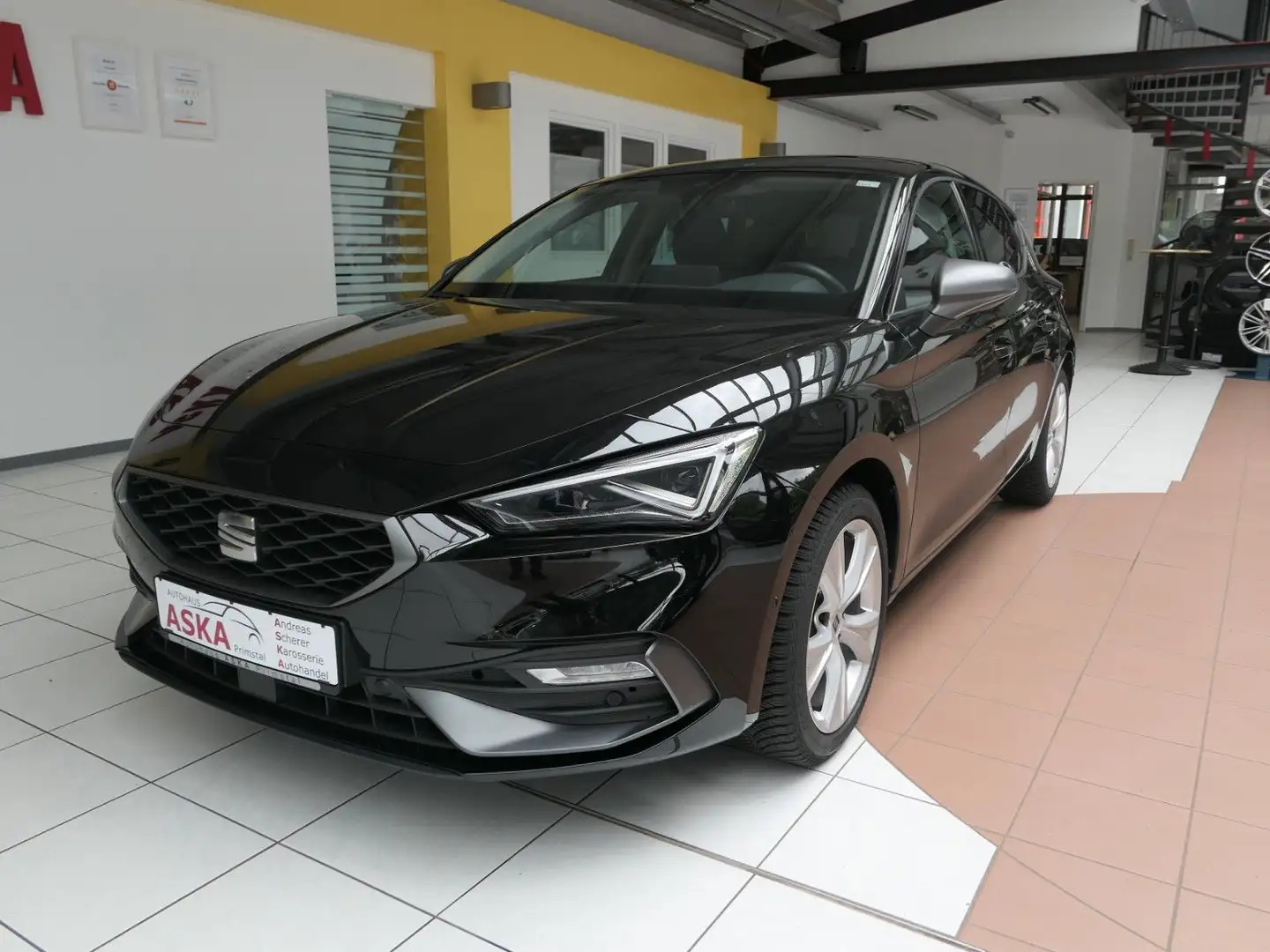 SEAT Leon FR 1.5 eTSI*DSG*ACC*NAVI*FullLink*Travelass Nero - 1