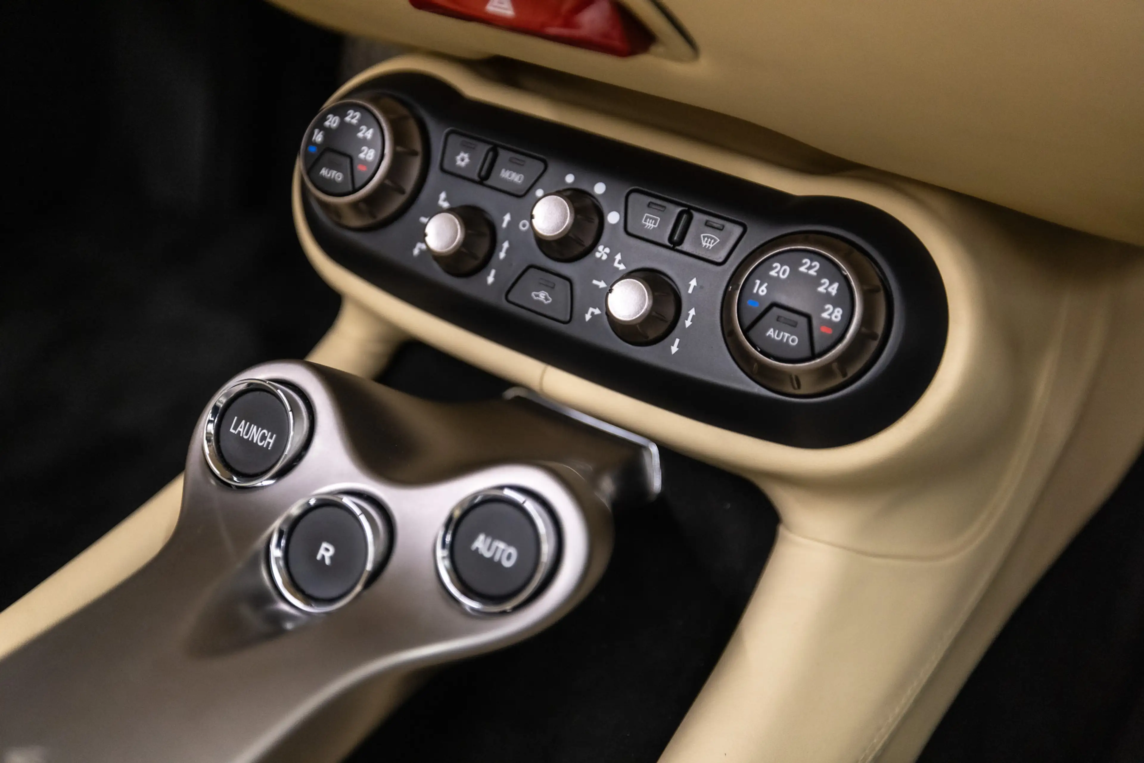 Ferrari California 4.3 V8 Btw auto, Fiscale waarde € 22.000,- (€ 90.8 — photo 25