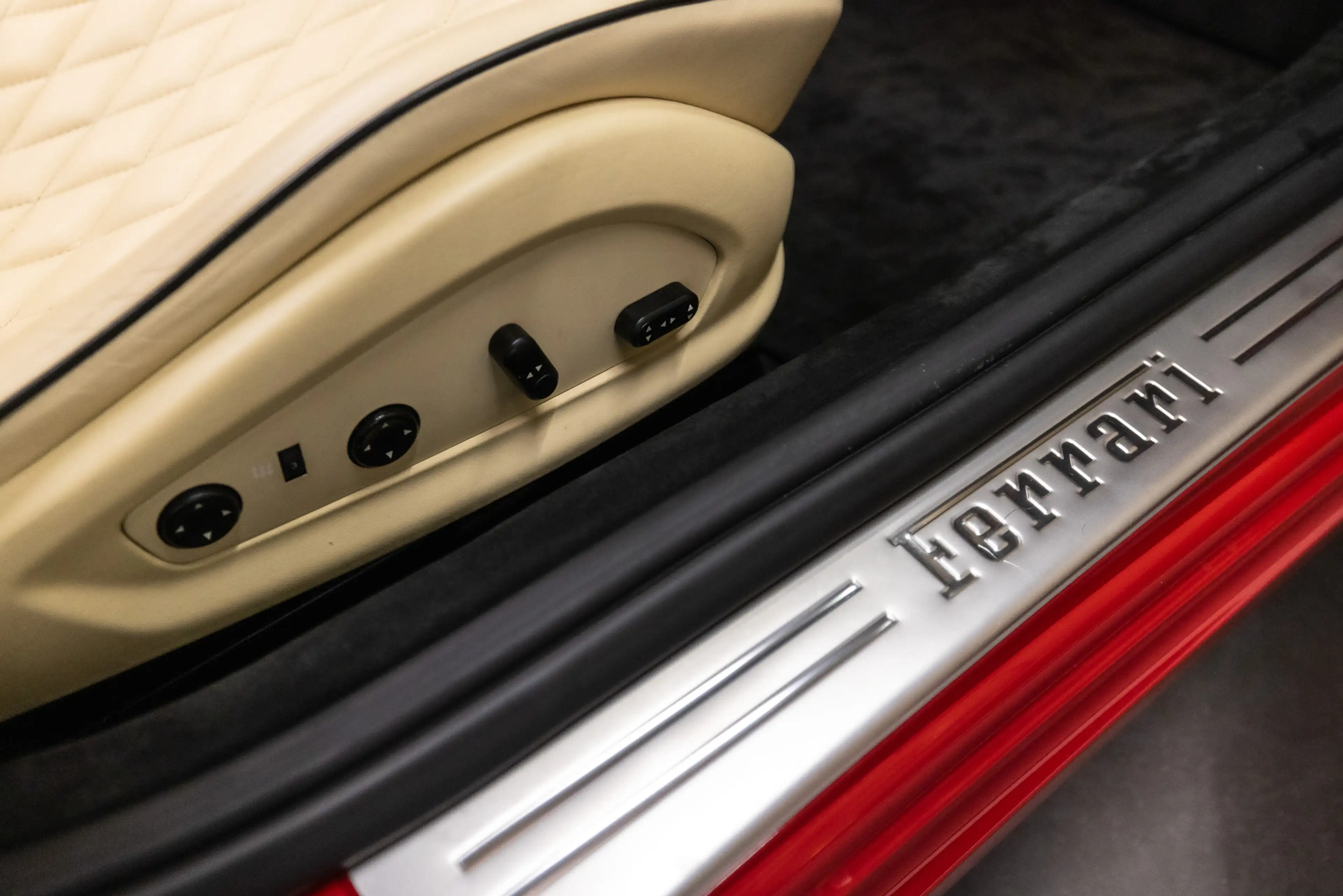 Ferrari California 4.3 V8 Btw auto, Fiscale waarde € 22.000,- (€ 90.8 — photo 18