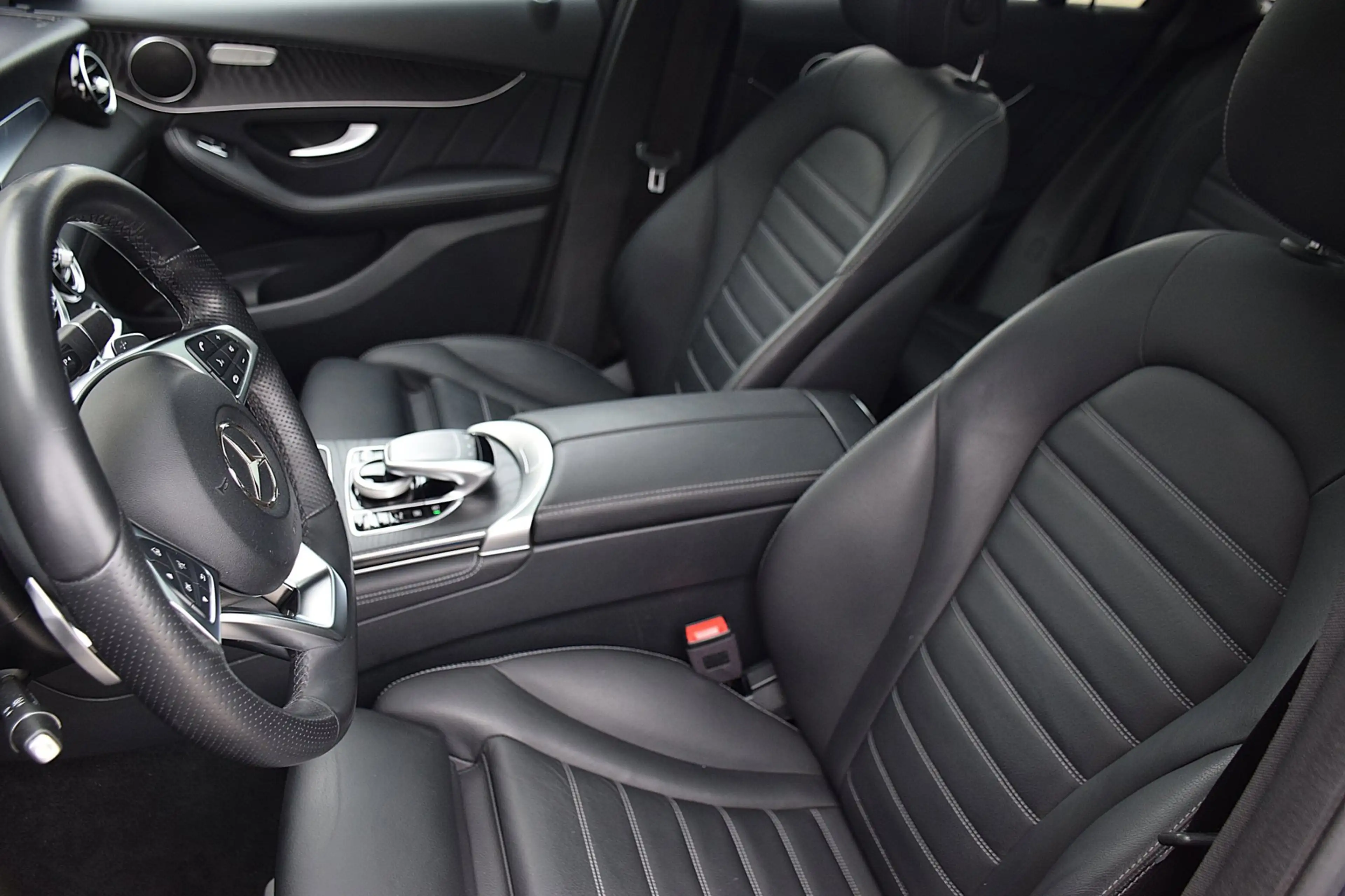 Mercedes-Benz GLC 250 4MATIC Business Solution AMG|Pano|Leder|BTW Auto — photo 17