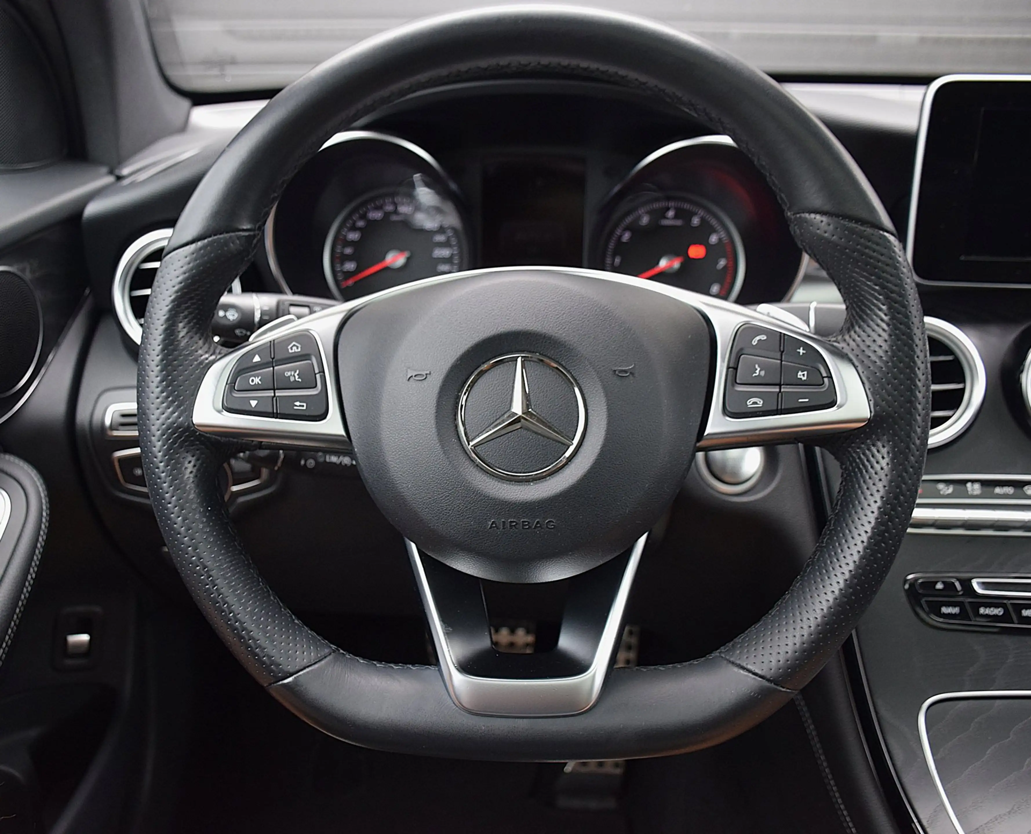 Mercedes-Benz GLC 250 4MATIC Business Solution AMG|Pano|Leder|BTW Auto — photo 18