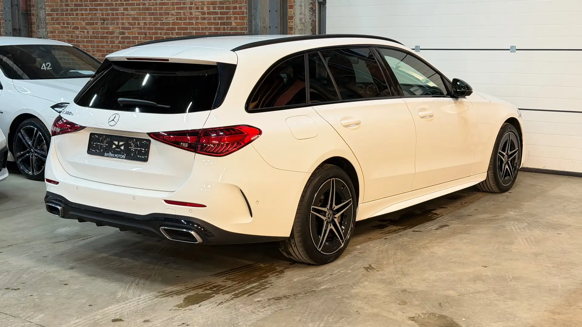 Mercedes-Benz C 300 e T 9G-TRONIC AMG Line Plug in Hybride Benzine Blanc - 2