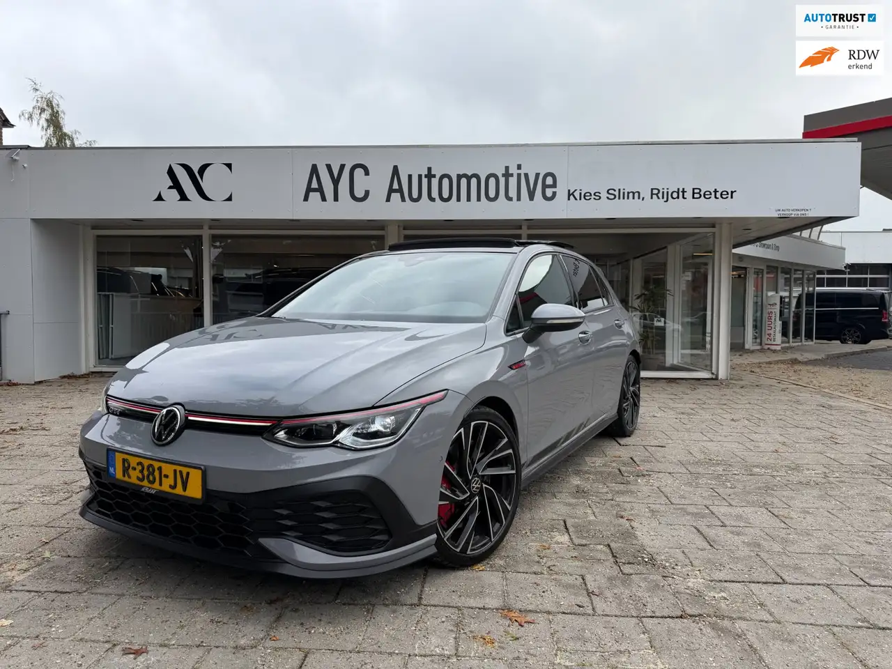 Volkswagen Golf GTI