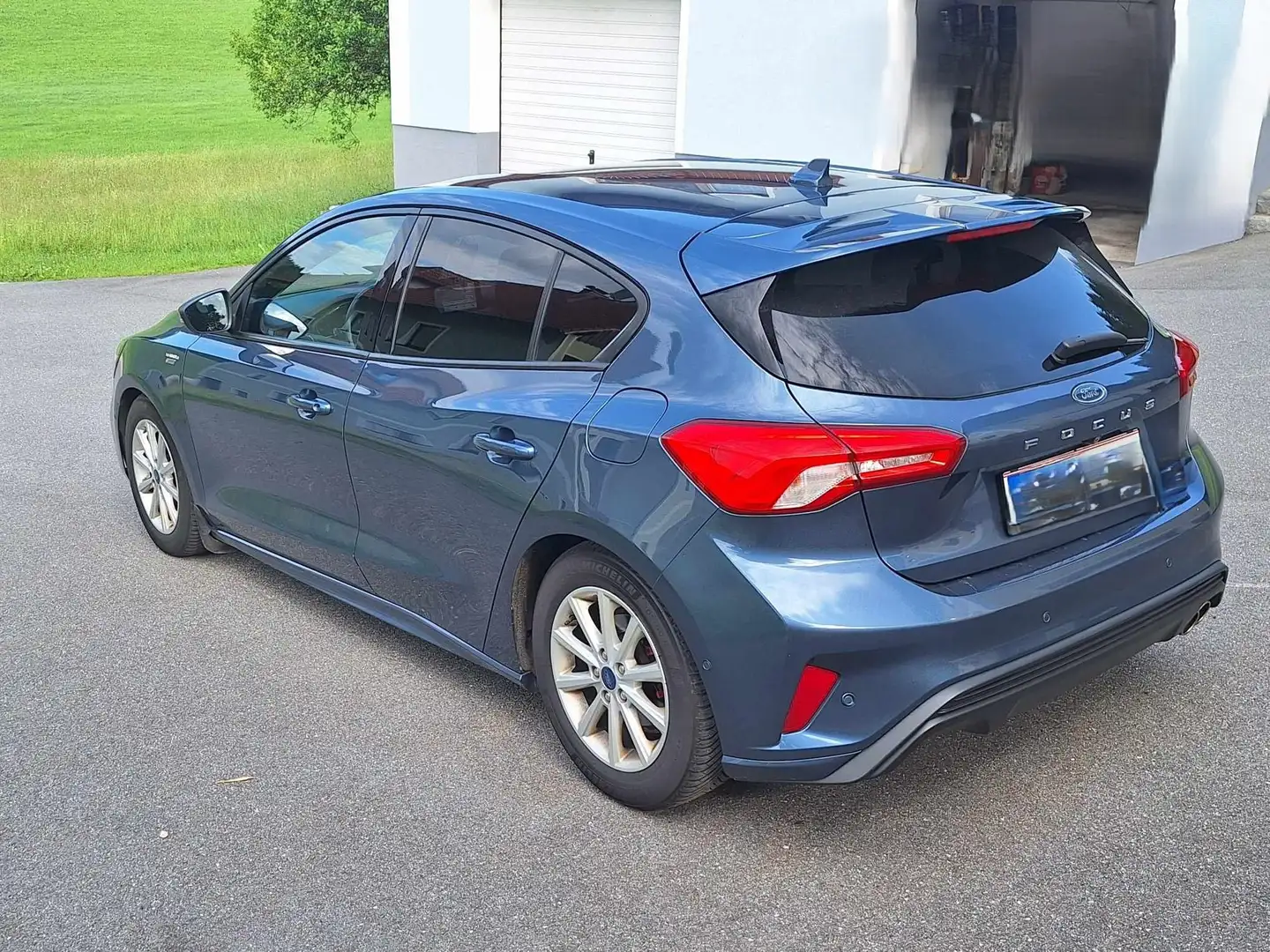 Ford Focus 1,5 EcoBlue ST-Line Business Blau - 1