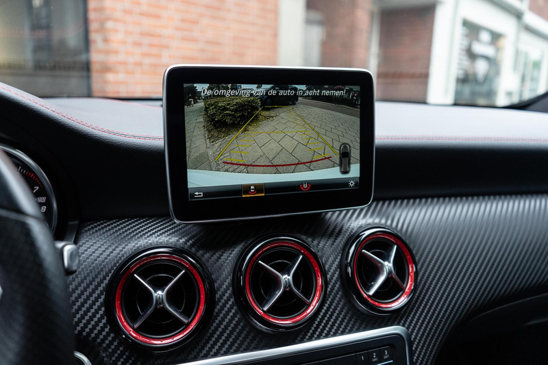Mercedes-Benz A 250 AMG 4MATIC Pano / Memory / Camera — photo 20