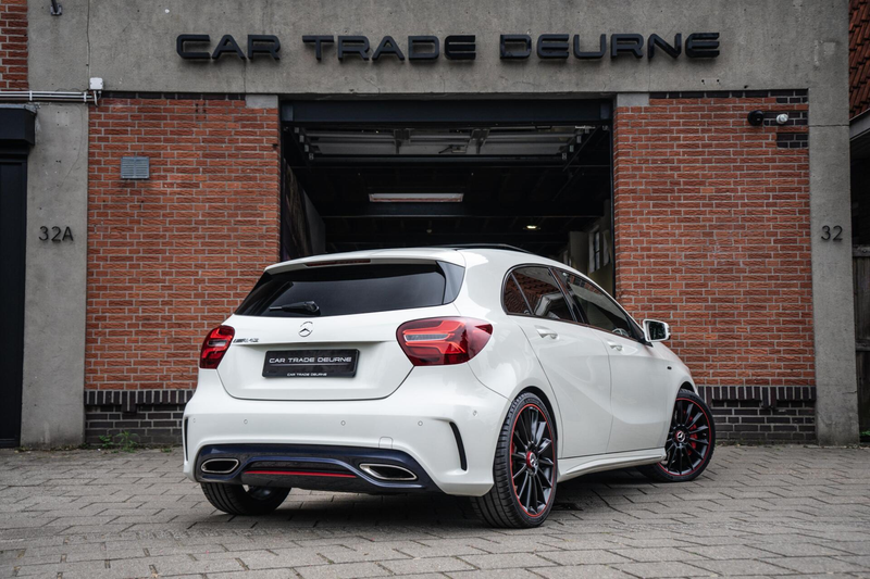 Mercedes-Benz A 250 AMG 4MATIC Pano / Memory / Camera — photo 3