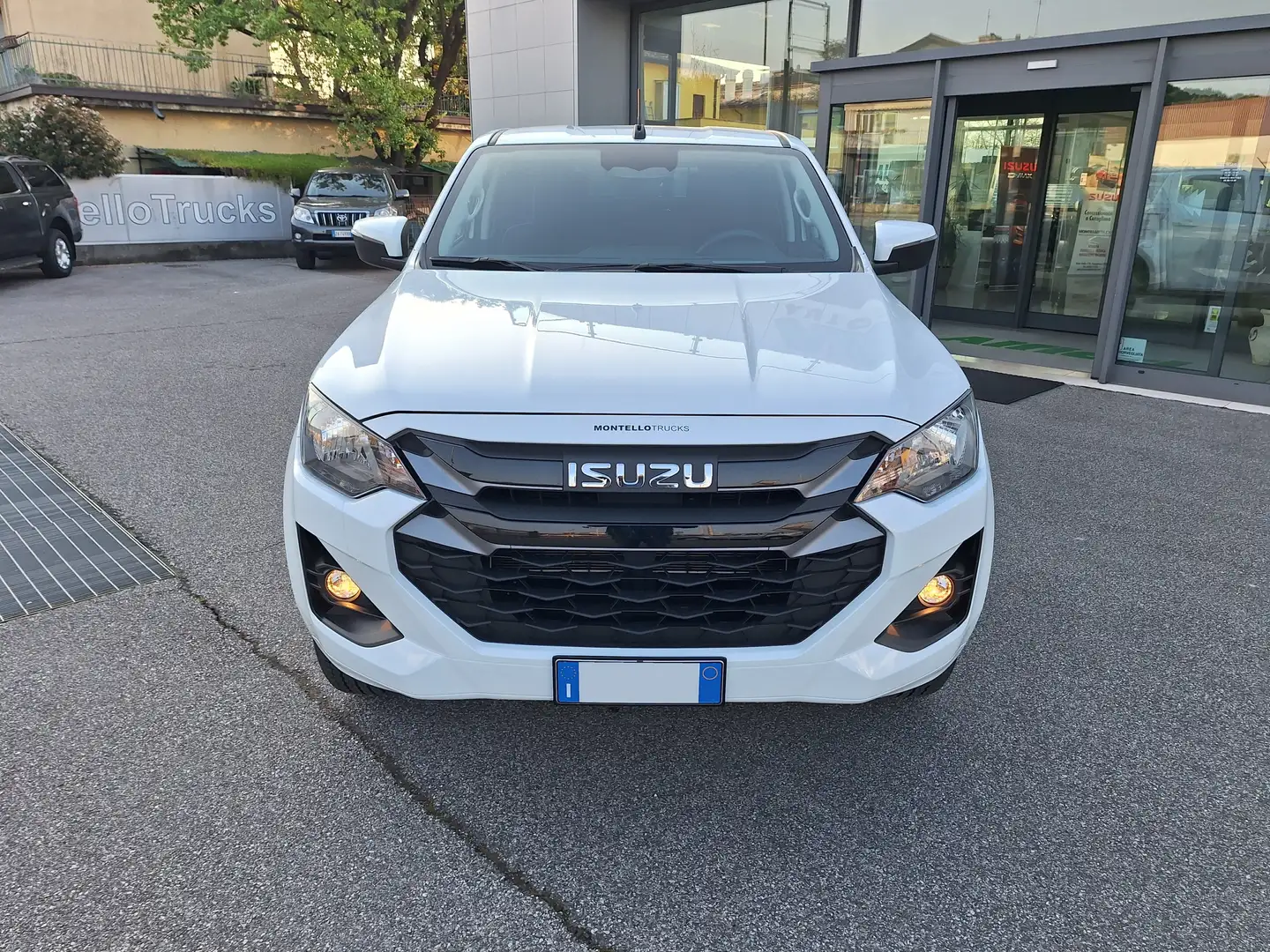 Isuzu D-Max D-Max BB+ Crew N60BB 4x4 A/T Hard Top Aziendale Bianco - 2