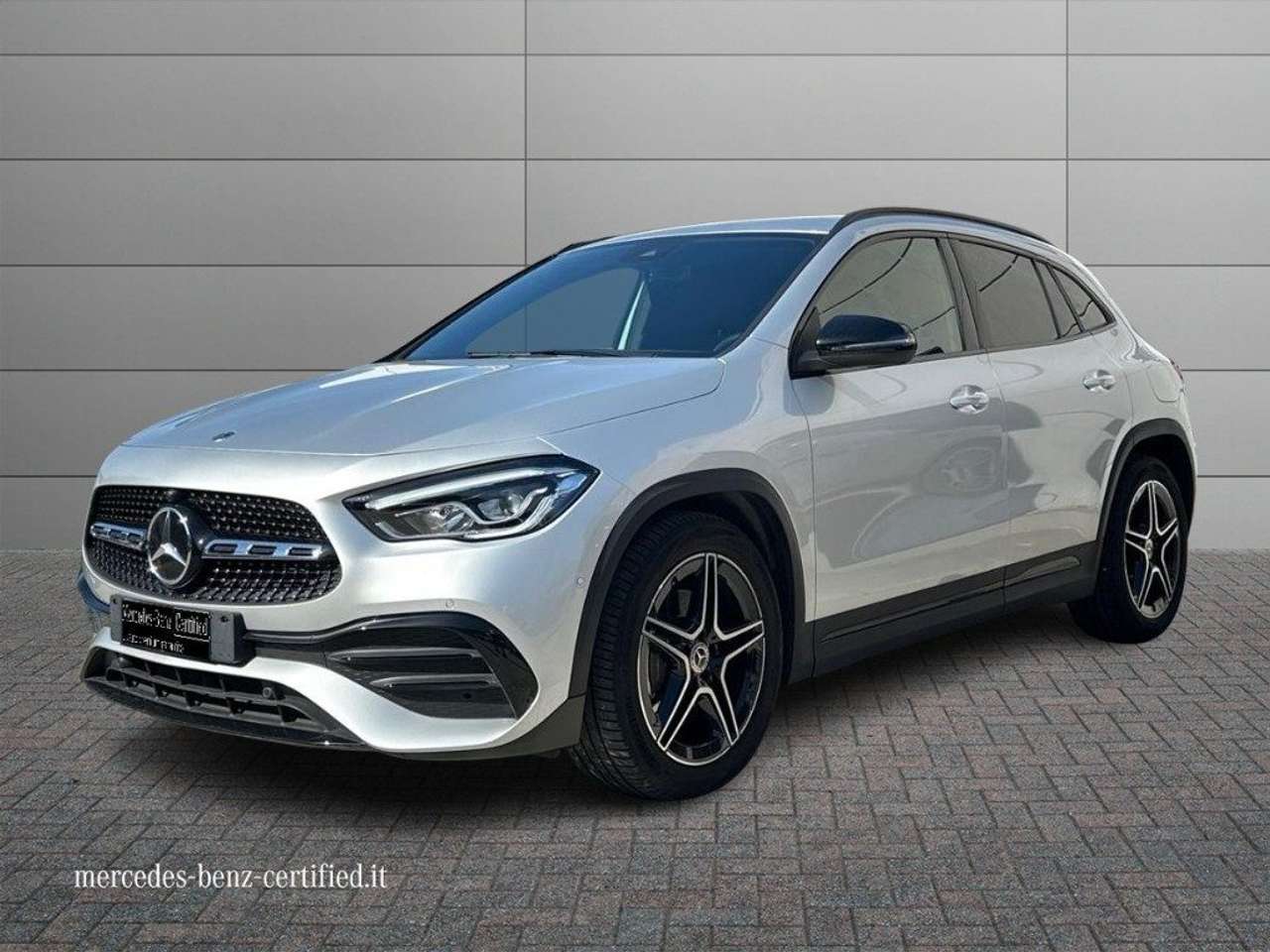 Mercedes-Benz GLA 200 d Automatic Premium