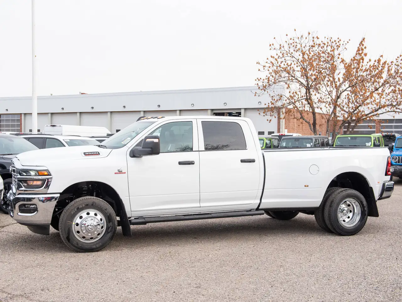 RAM 3500 снимка RAM 3500