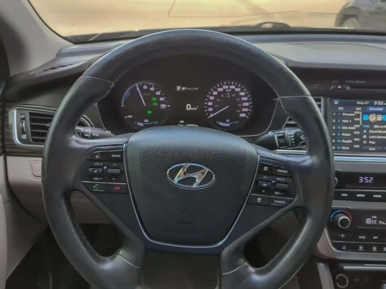 Hyundai SONATA снимка Hyundai SONATA