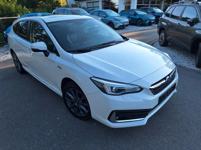 Subaru Impreza 2.0ie Platinum Lineartronic