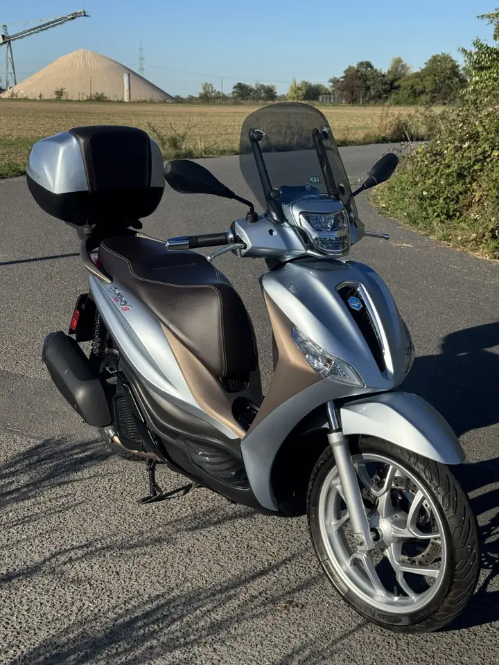 Piaggio Beverly 125