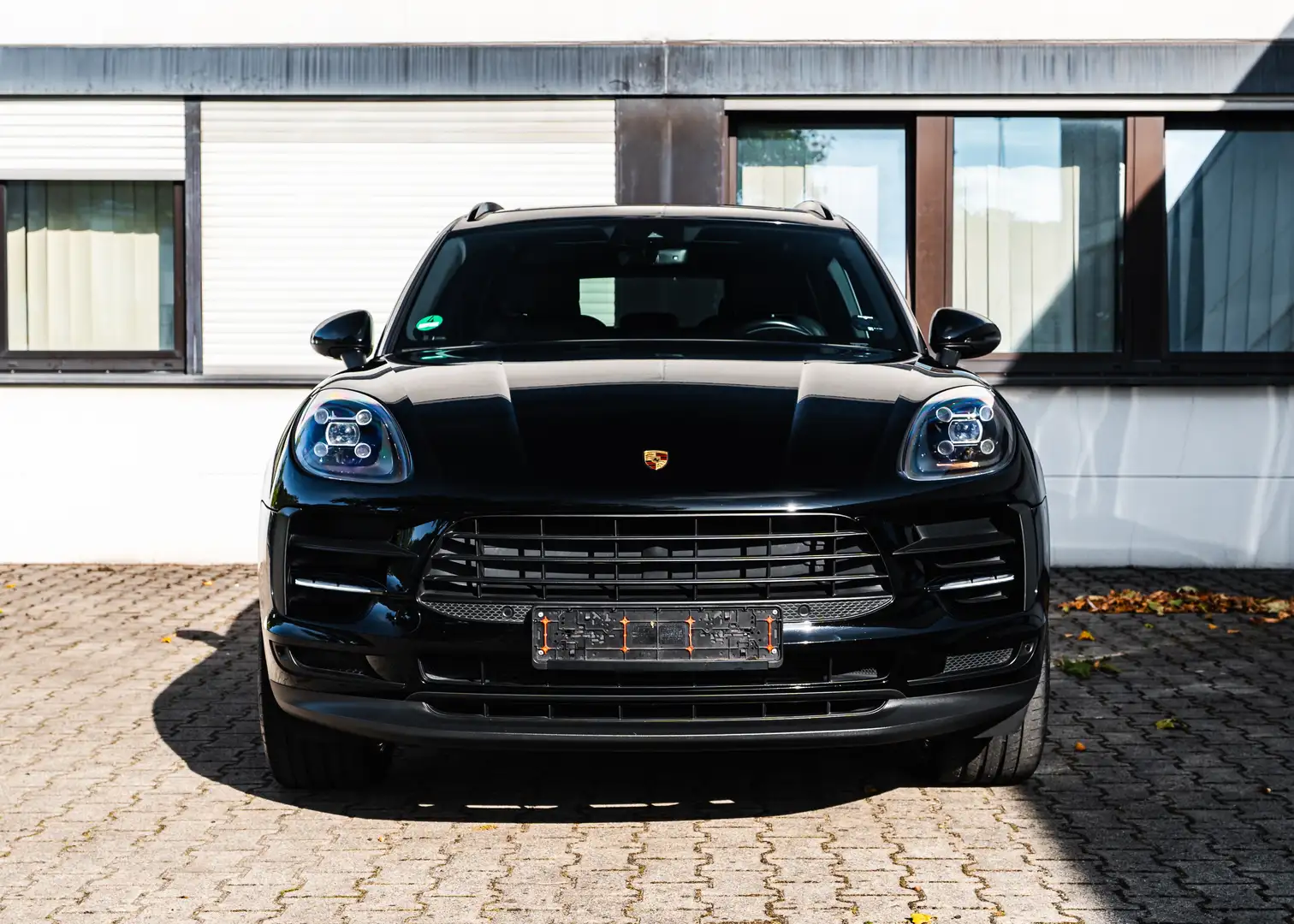 Porsche Macan MACAN I BOSE I PANO I GT-LENK I 14-WEG I APPROVED Schwarz - 1