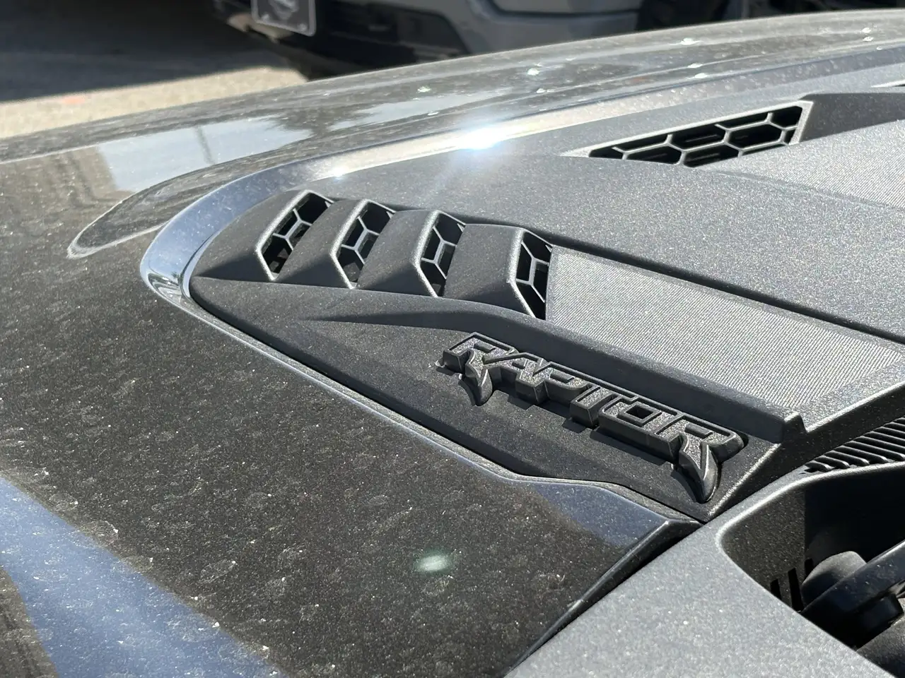 Ford Bronco photo Ford Bronco