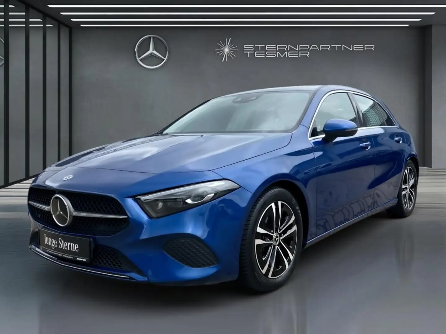 Mercedes-Benz A 200 d Progressive Multi-LED Kamera DISTRONIC Blau - 1