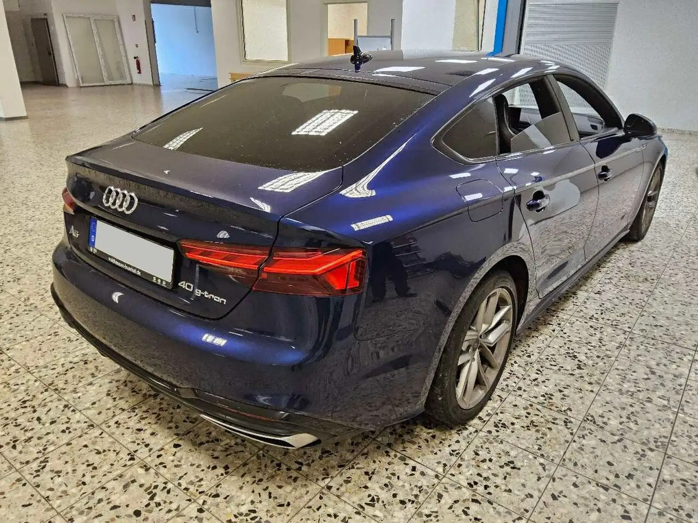Audi A5 Sportback 40 g-tron S-Line Klima Leder Blau - 2