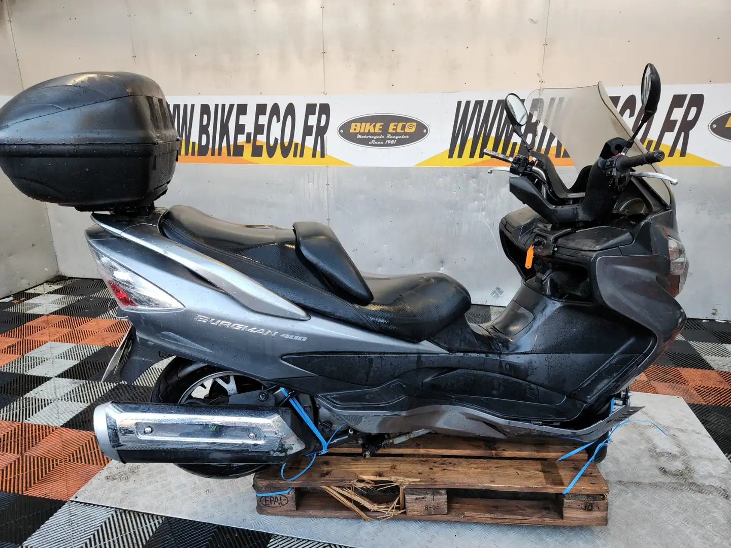 Suzuki Burgman 400 Gris - 1