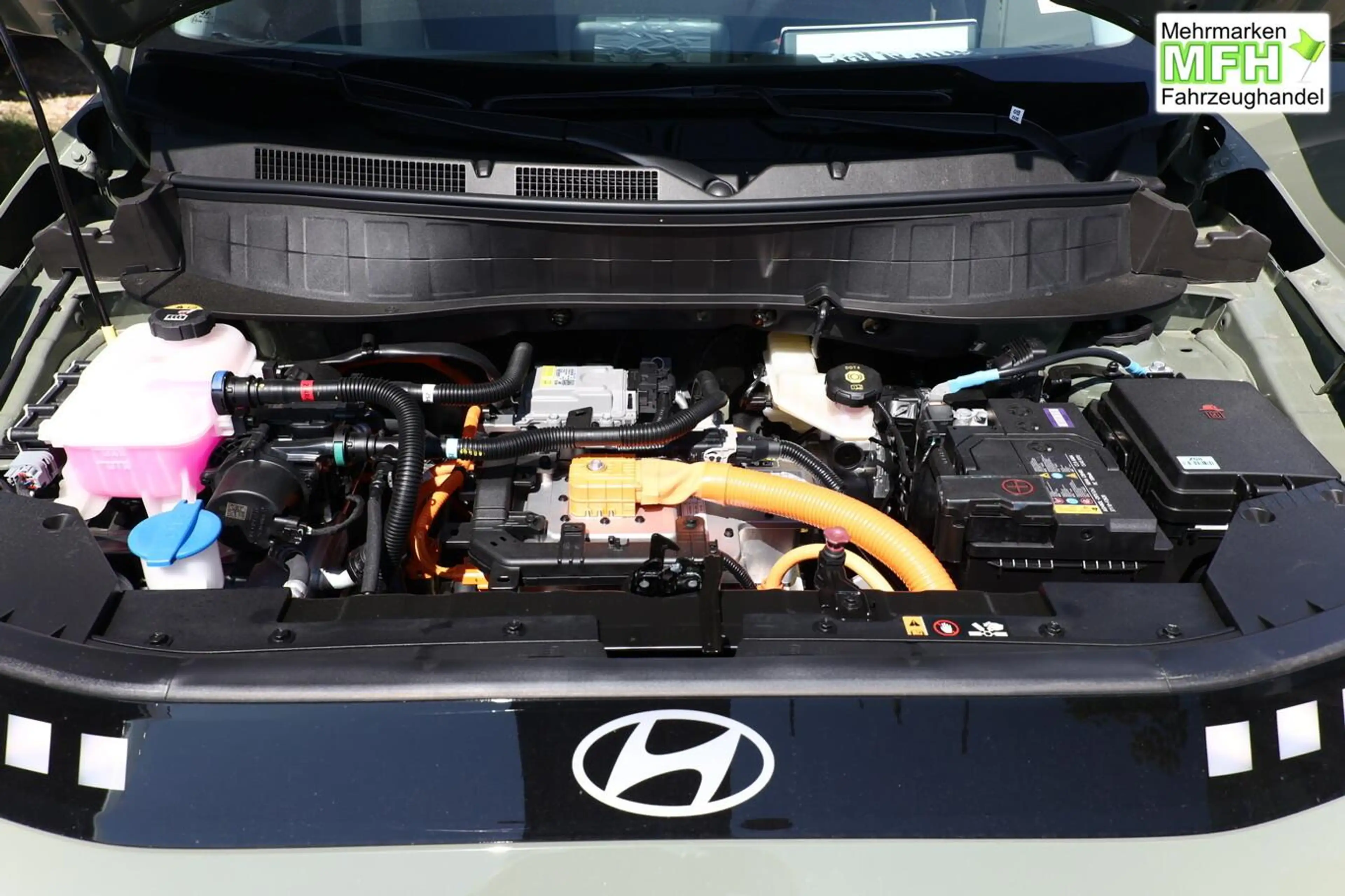 Hyundai Inster 49 kWh Nav Pano 17Z SHZ Privacy ACC LED 85 kW (... — photo 11
